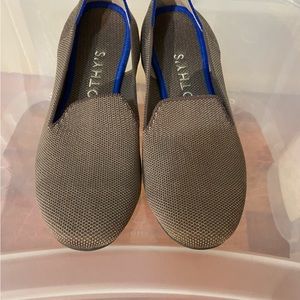 Rothy’s Retired Loafer flat/Grey/size 7/ NEVER WORN